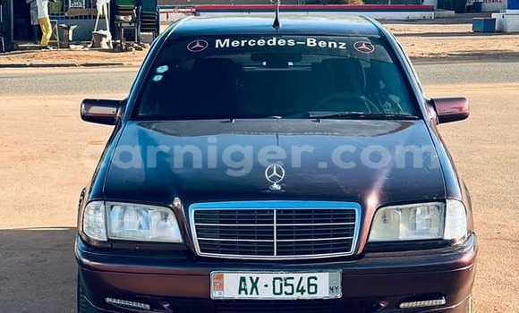 Sayi Na hannu Mercedes-Benz C180 coupe Other Mota in Niamey a Niamey Sayi Na hannu Mercedes-Benz C180 coupe Other Mota in Niamey a Niamey