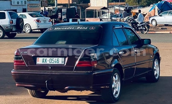Sayi Na hannu Mercedes-Benz C180 coupe Other Mota in Niamey a Niamey Sayi Na hannu Mercedes-Benz C180 coupe Other Mota in Niamey a Niamey