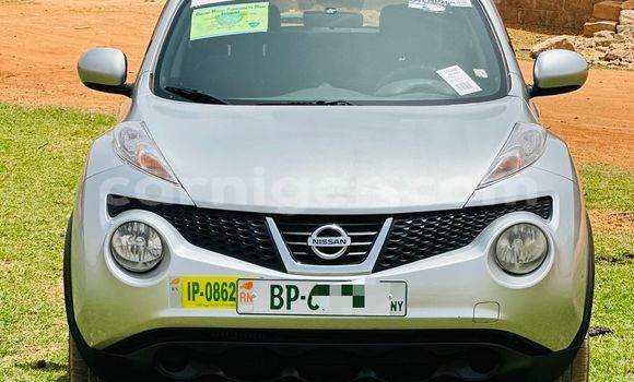 Sayi Sabo Nissan Juke Silver Mota in Niamey a Niamey Sayi Sabo Nissan Juke Silver Mota in Niamey a Niamey