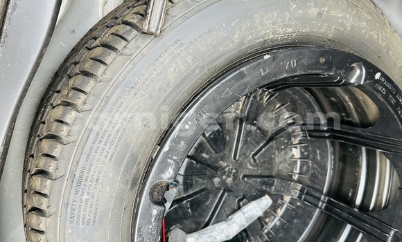 Sayi Sabo Mercedes‒Benz C-klasse Silver Mota in Niamey a Niamey Sayi Sabo Mercedes‒Benz C-klasse Silver Mota in Niamey a Niamey