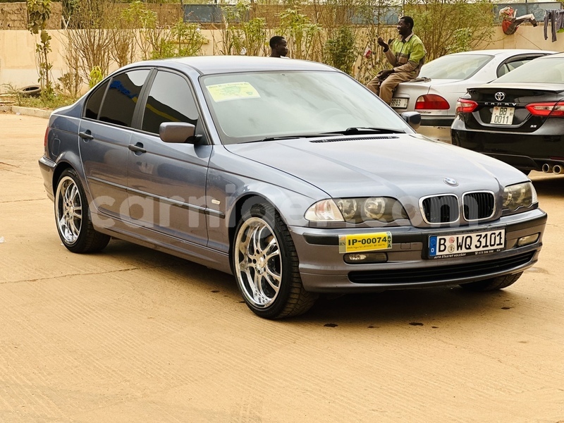 Big with watermark bmw 315 niamey niamey 7982