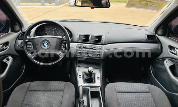 Sayi Sabo BMW 315 Blue Mota in Niamey a Niamey Sayi Sabo BMW 315 Blue Mota in Niamey a Niamey