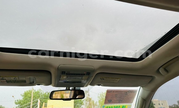 Sayi Na hannu Toyota Land Cruiser White Mota in Niamey a Niamey Sayi Na hannu Toyota Land Cruiser White Mota in Niamey a Niamey