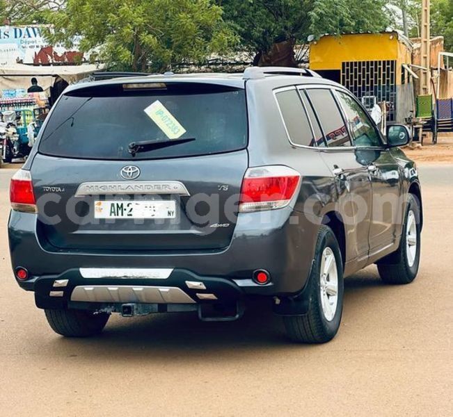 Big with watermark toyota highlander niamey niamey 7988