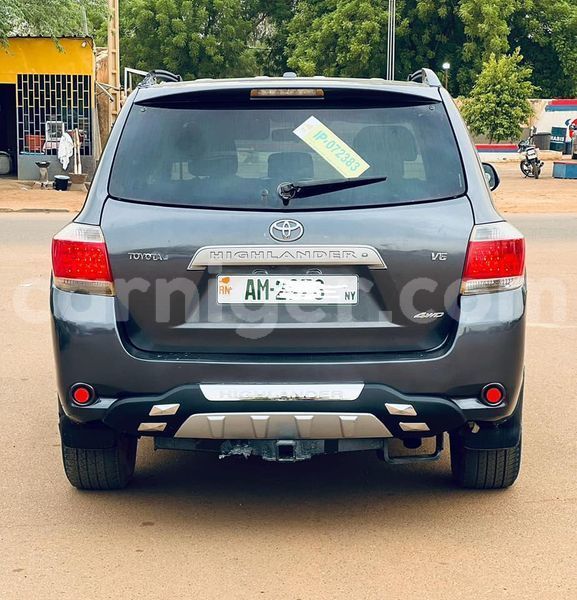 Big with watermark toyota highlander niamey niamey 7988