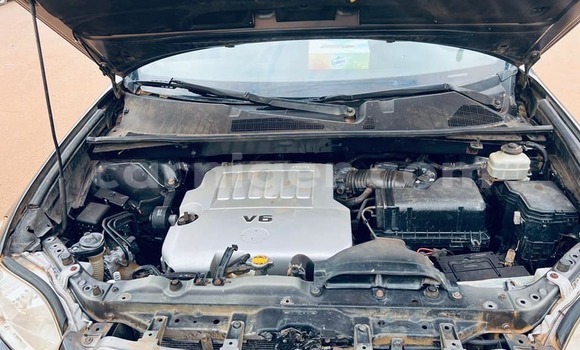 Sayi Na hannu Toyota Highlander Silver Mota in Niamey a Niamey Sayi Na hannu Toyota Highlander Silver Mota in Niamey a Niamey