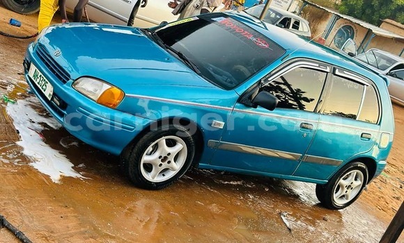 Sayi Na hannu Toyota Corolla Blue Mota in Niamey a Niamey Sayi Na hannu Toyota Corolla Blue Mota in Niamey a Niamey