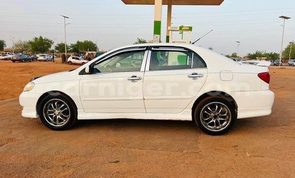 Sayi Na hannu Toyota Corolla Spacio White Mota in Niamey a Niamey Sayi Na hannu Toyota Corolla Spacio White Mota in Niamey a Niamey