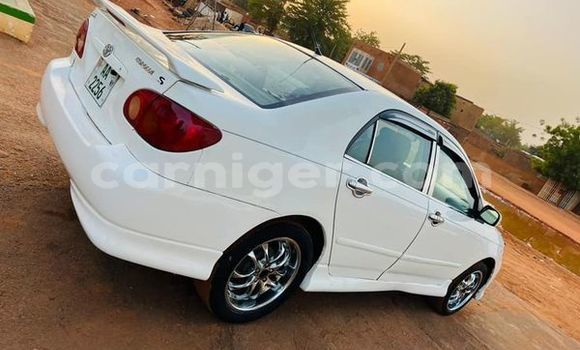Sayi Na hannu Toyota Corolla Spacio White Mota in Niamey a Niamey Sayi Na hannu Toyota Corolla Spacio White Mota in Niamey a Niamey