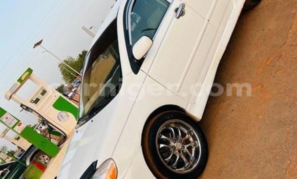 Sayi Na hannu Toyota Corolla Spacio White Mota in Niamey a Niamey Sayi Na hannu Toyota Corolla Spacio White Mota in Niamey a Niamey