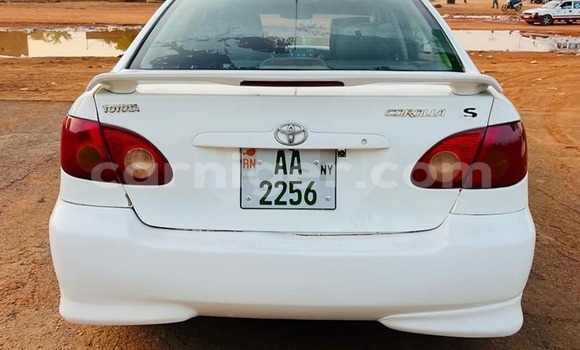 Sayi Na hannu Toyota Corolla Spacio White Mota in Niamey a Niamey Sayi Na hannu Toyota Corolla Spacio White Mota in Niamey a Niamey