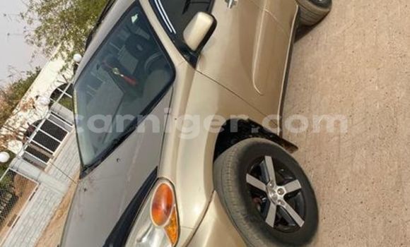 Sayi Na hannu Toyota RAV4 Beige Mota in Niamey a Niamey Sayi Na hannu Toyota RAV4 Beige Mota in Niamey a Niamey