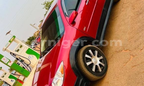 Buy Used Pontiac Vibe Red Car in Niamey in Niamey Buy Used Pontiac Vibe Red Car in Niamey in Niamey