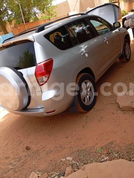 Big with watermark toyota rav4 niamey niamey 8009