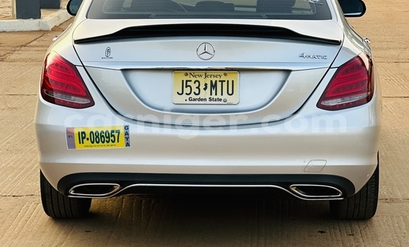 Sayi Sabo Mercedes-Benz C-Classe Silver Mota in Niamey a Niamey Sayi Sabo Mercedes-Benz C-Classe Silver Mota in Niamey a Niamey