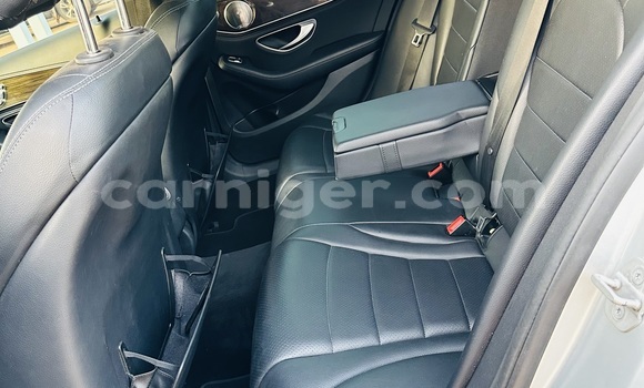 Sayi Sabo Mercedes-Benz C-Classe Silver Mota in Niamey a Niamey Sayi Sabo Mercedes-Benz C-Classe Silver Mota in Niamey a Niamey