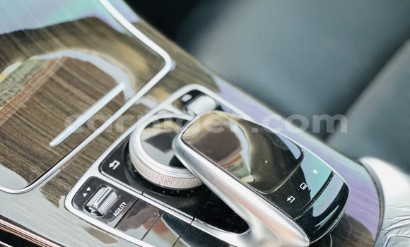 Sayi Sabo Mercedes-Benz C-Classe Silver Mota in Niamey a Niamey Sayi Sabo Mercedes-Benz C-Classe Silver Mota in Niamey a Niamey