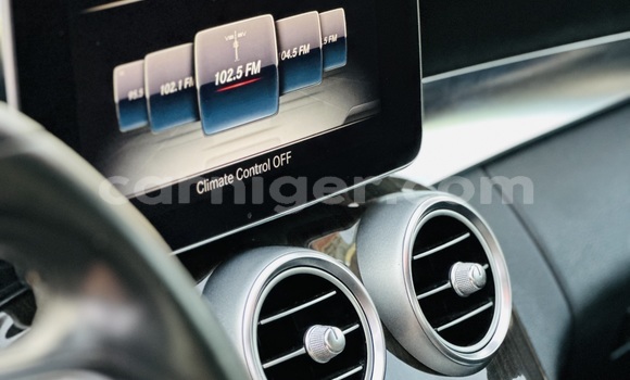 Sayi Sabo Mercedes-Benz C-Classe Silver Mota in Niamey a Niamey Sayi Sabo Mercedes-Benz C-Classe Silver Mota in Niamey a Niamey