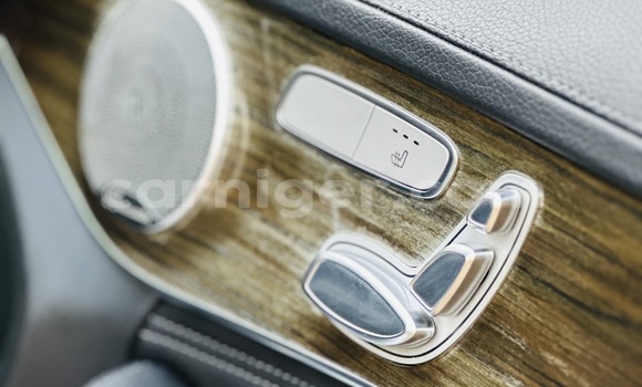 Sayi Sabo Mercedes-Benz C-Classe Silver Mota in Niamey a Niamey Sayi Sabo Mercedes-Benz C-Classe Silver Mota in Niamey a Niamey