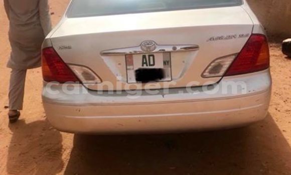 Buy Used Toyota Avalon Silver Car in Niamey in Niamey Buy Used Toyota Avalon Silver Car in Niamey in Niamey