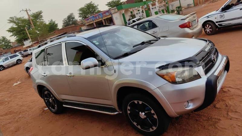 Big with watermark toyota rav4 tillabery ayorou 8023