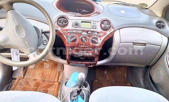 Buy Used Toyota Yaris White Car in Niamey in Niamey Buy Used Toyota Yaris White Car in Niamey in Niamey