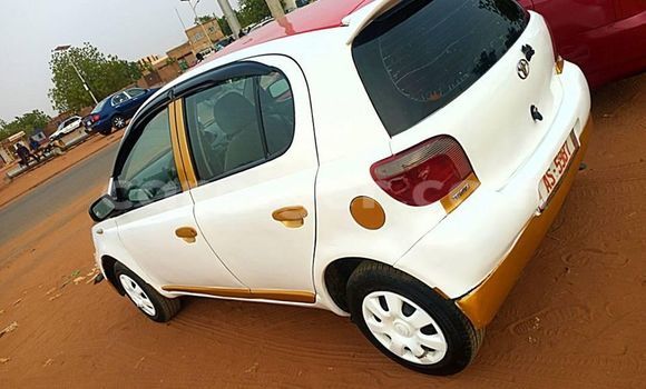 Buy Used Toyota Yaris White Car in Niamey in Niamey Buy Used Toyota Yaris White Car in Niamey in Niamey
