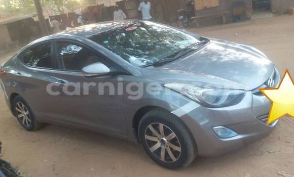 Buy Used Hyundai Elantra Silver Car in Niamey in Niamey Buy Used Hyundai Elantra Silver Car in Niamey in Niamey