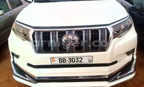 Buy Used Toyota Prado White Car in Aguié in Maradi Buy Used Toyota Prado White Car in Aguié in Maradi