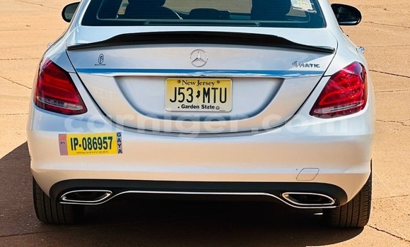 Sayi Sabo Mercedes-Benz C-Classe Silver Mota in Niamey a Niamey Sayi Sabo Mercedes-Benz C-Classe Silver Mota in Niamey a Niamey