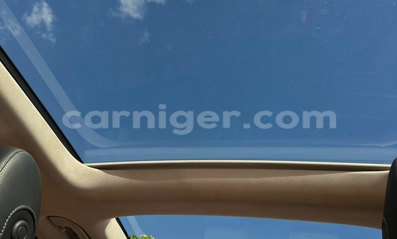 Sayi Sabo Mercedes-Benz C-Classe Silver Mota in Niamey a Niamey Sayi Sabo Mercedes-Benz C-Classe Silver Mota in Niamey a Niamey