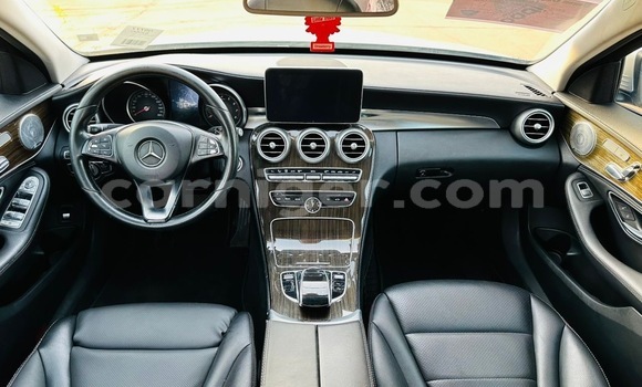 Sayi Sabo Mercedes-Benz C-Classe Silver Mota in Niamey a Niamey Sayi Sabo Mercedes-Benz C-Classe Silver Mota in Niamey a Niamey