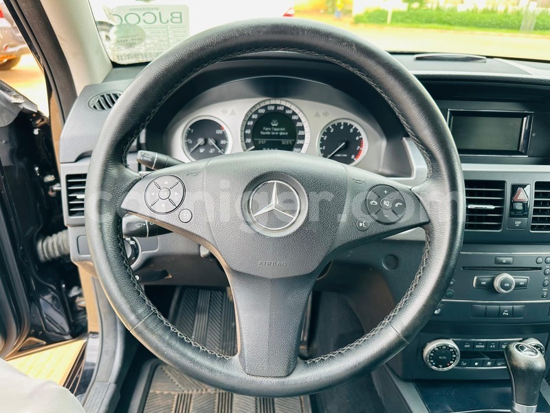 Big with watermark mercedes benz glk class niamey niamey 8052