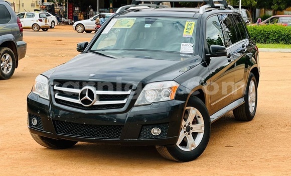 Sayi Sabo Mercedes‒Benz GLK–Class Black Mota in Niamey a Niamey Sayi Sabo Mercedes‒Benz GLK–Class Black Mota in Niamey a Niamey