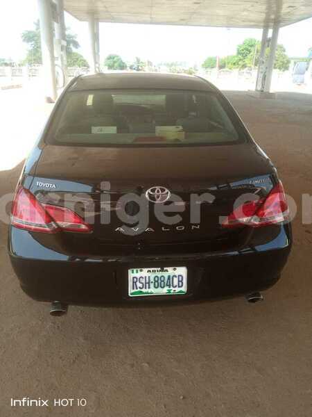 Big with watermark toyota avalon niamey niamey 8053