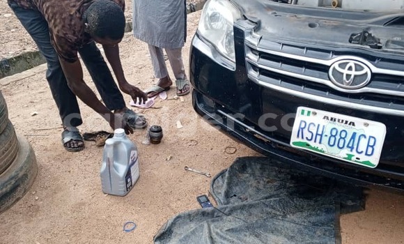 Buy Used Toyota Avalon Black Car in Niamey in Niamey Buy Used Toyota Avalon Black Car in Niamey in Niamey