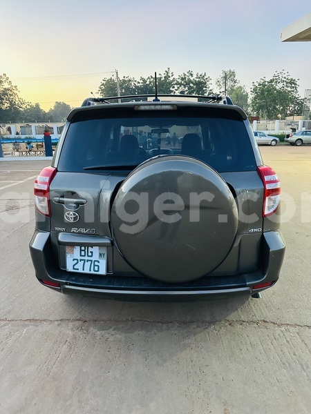 Big with watermark toyota rav4 niamey niamey 8056