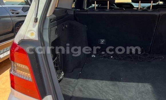 Sayi Sabo Mercedes‒Benz CLK-klasse AMG White Mota in Niamey a Niamey Sayi Sabo Mercedes‒Benz CLK-klasse AMG White Mota in Niamey a Niamey