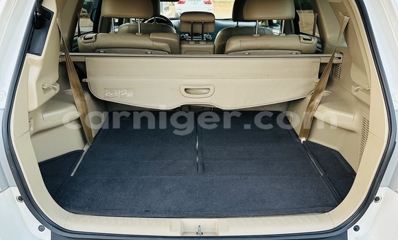 Sayi Sabo Toyota Highlander White Mota in Niamey a Niamey Sayi Sabo Toyota Highlander White Mota in Niamey a Niamey