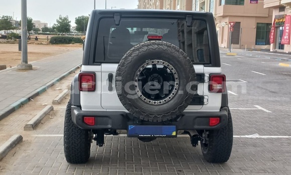 Acheter Occasion Voiture Jeep Wrangler Blanc à Niamey, Niamey Acheter Occasion Voiture Jeep Wrangler Blanc à Niamey, Niamey