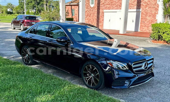 Acheter Occasion Voiture Mercedes-Benz E-Classe Autre à Niamey, Niamey Acheter Occasion Voiture Mercedes-Benz E-Classe Autre à Niamey, Niamey