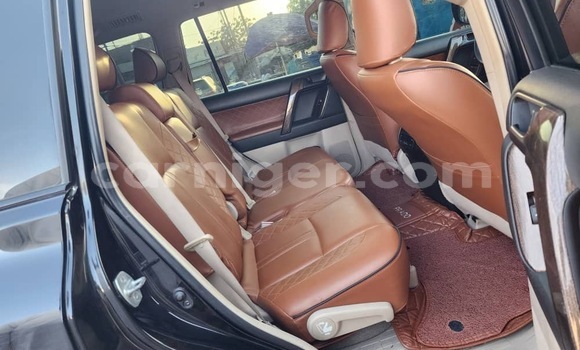 Sayi Sabo Toyota Prado Black Mota in Niamey a Niamey Sayi Sabo Toyota Prado Black Mota in Niamey a Niamey