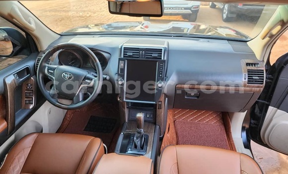 Sayi Sabo Toyota Prado Black Mota in Niamey a Niamey Sayi Sabo Toyota Prado Black Mota in Niamey a Niamey