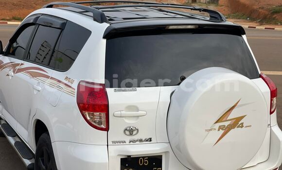 Buy Used Toyota RAV4 White Car in Niamey in Niamey Buy Used Toyota RAV4 White Car in Niamey in Niamey