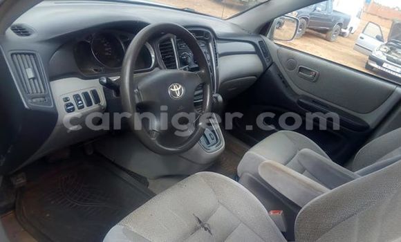 Sayi Na hannu Toyota Highlander Silver Mota in Niamey a Niamey Sayi Na hannu Toyota Highlander Silver Mota in Niamey a Niamey