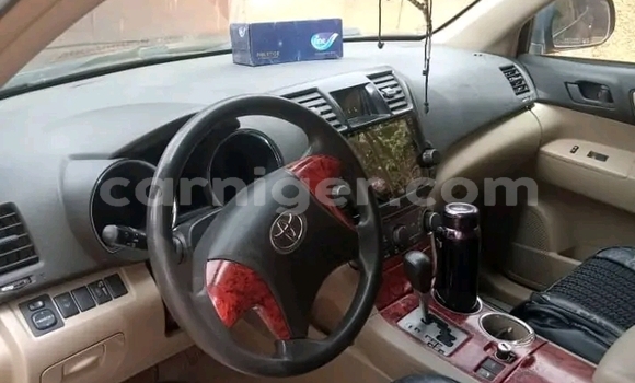 Sayi Na hannu Toyota Highlander Other Mota in Niamey a Niamey Sayi Na hannu Toyota Highlander Other Mota in Niamey a Niamey