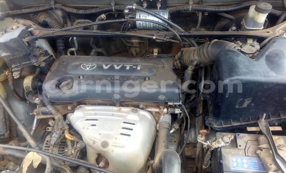 Sayi Na hannu Toyota Highlander Silver Mota in Niamey a Niamey Sayi Na hannu Toyota Highlander Silver Mota in Niamey a Niamey