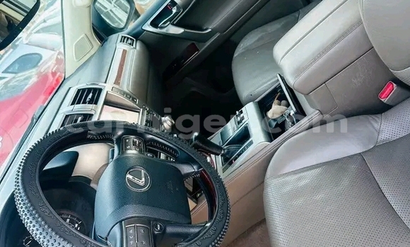 Sayi Na hannu Lexus RX White Mota in Niamey a Niamey Sayi Na hannu Lexus RX White Mota in Niamey a Niamey