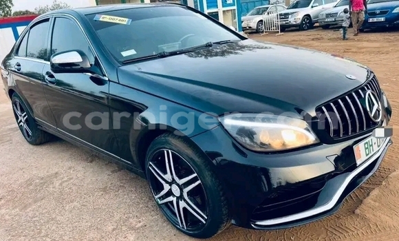 Sayi Na hannu Mercedes‒Benz C–Class Black Mota in Niamey a Niamey Sayi Na hannu Mercedes‒Benz C–Class Black Mota in Niamey a Niamey