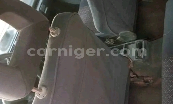 Sayi Na hannu Opel Speedster White Mota in Gaya a Dosso Sayi Na hannu Opel Speedster White Mota in Gaya a Dosso